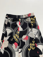 Load image into Gallery viewer, PRINTED BLACK SKIRT - WAIST 32
