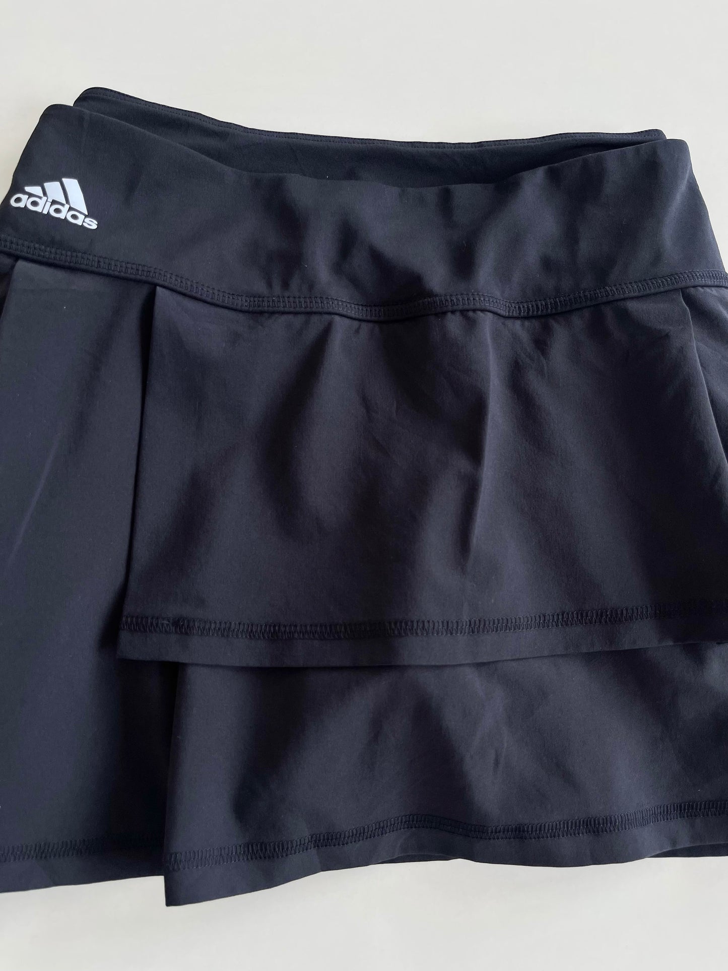 Adidas Vintage Skorts-Waist 40 to 44