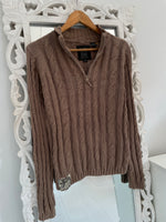 Load image into Gallery viewer, Calvin Klein Vintage Sweater-Bust 34 to 36
