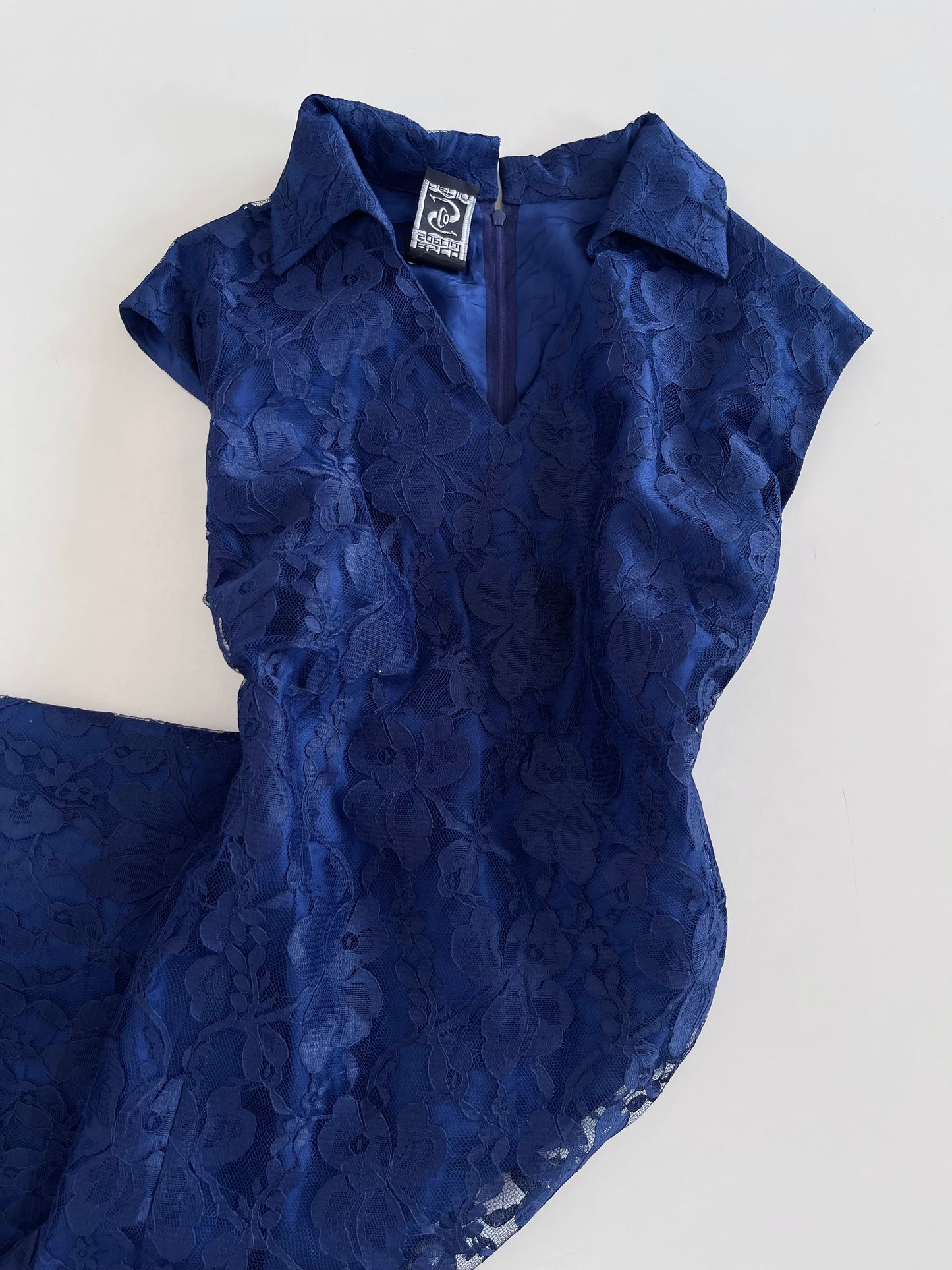 Berlin Lace Vintage Dress-Bust 48