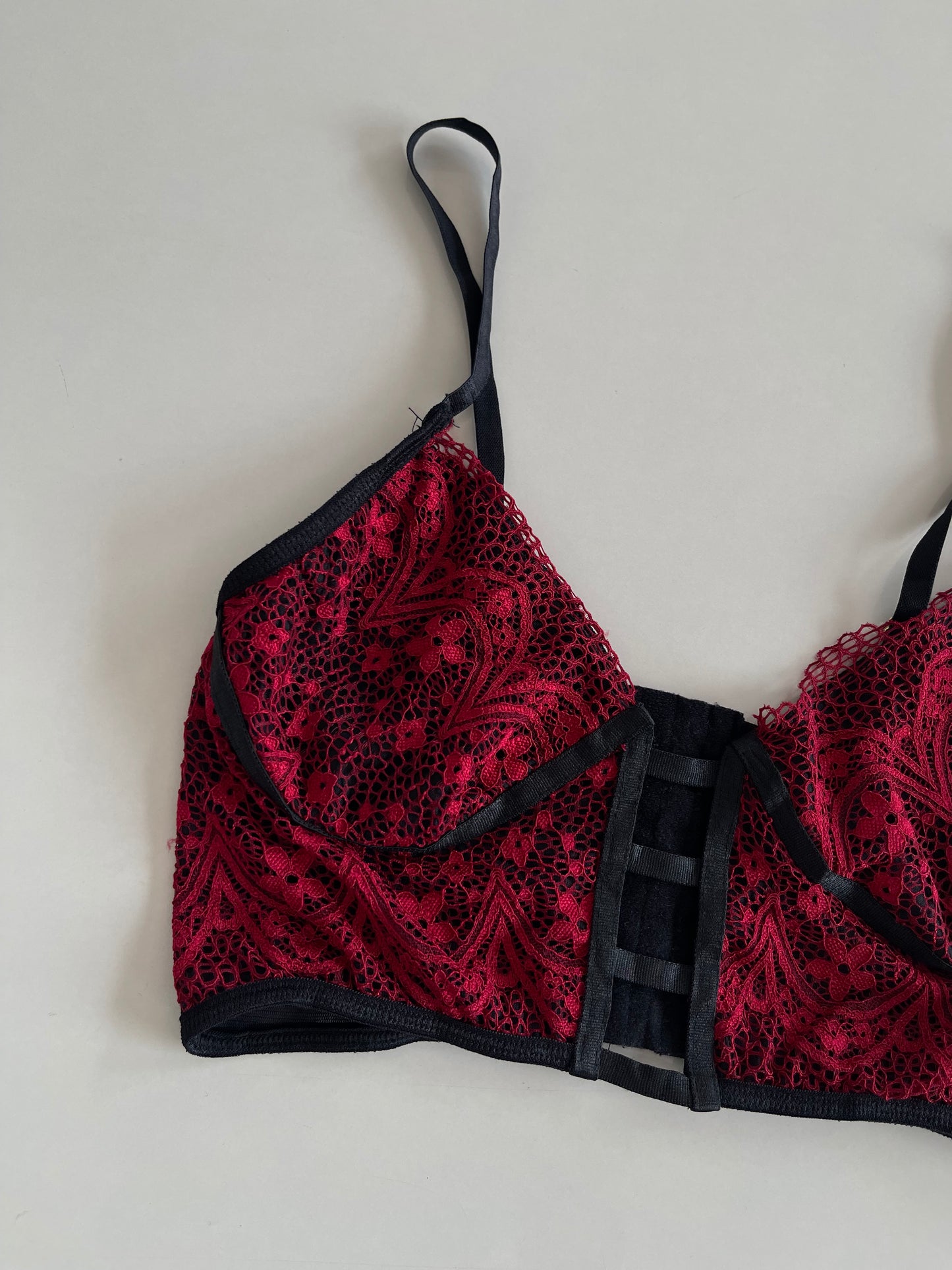 Lace Top-Bust 32 to 34