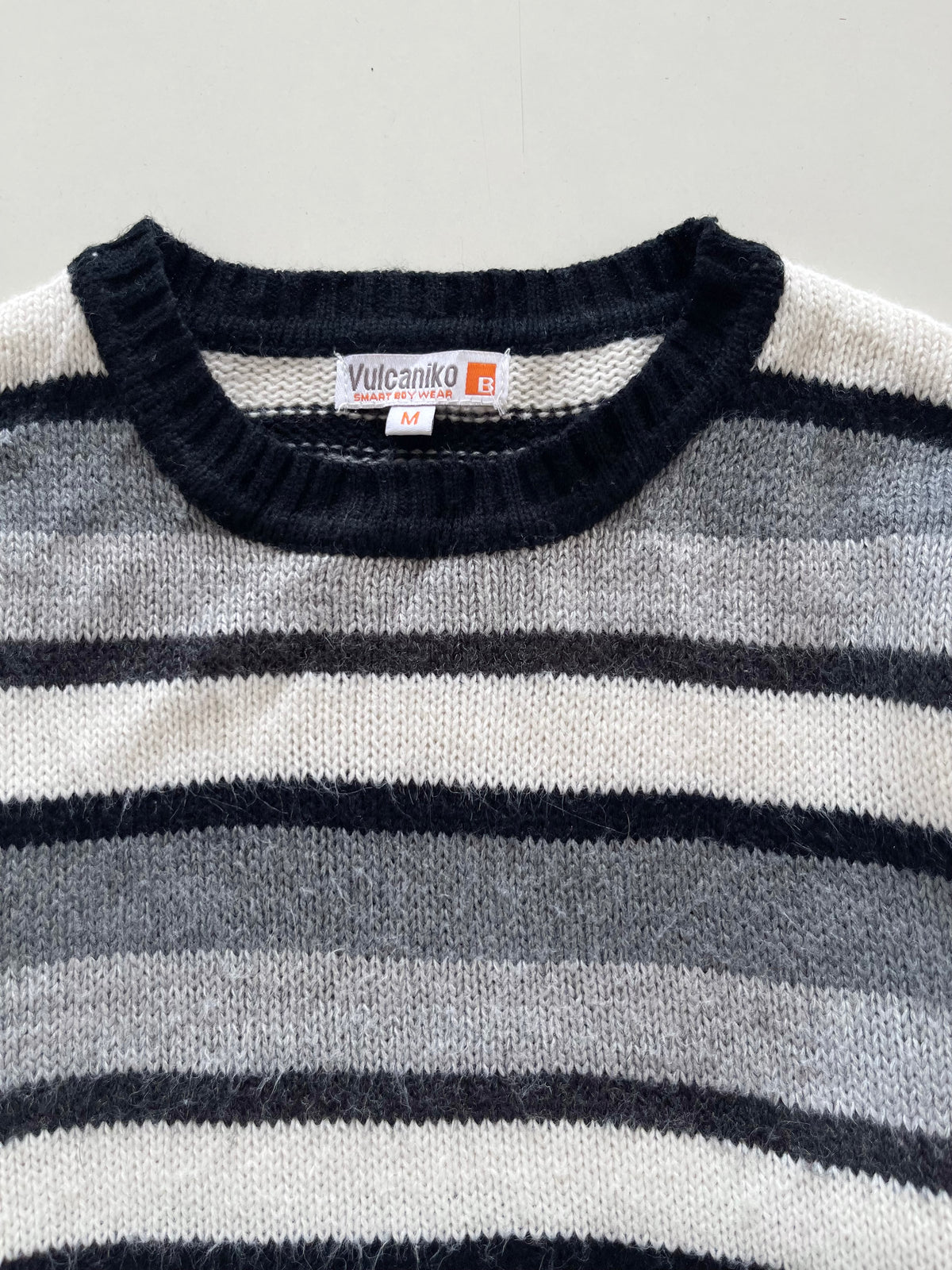Vulcaniko Chunky Pinterest Sweater-Bust 34