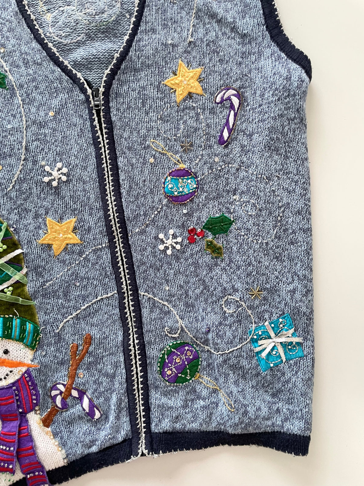White Stag Christmas Embroidered Vest Sweater-Bust 50