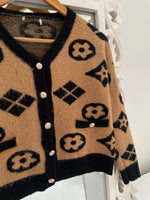 Load image into Gallery viewer, Chunky Pinterest Sweater-Bust 34