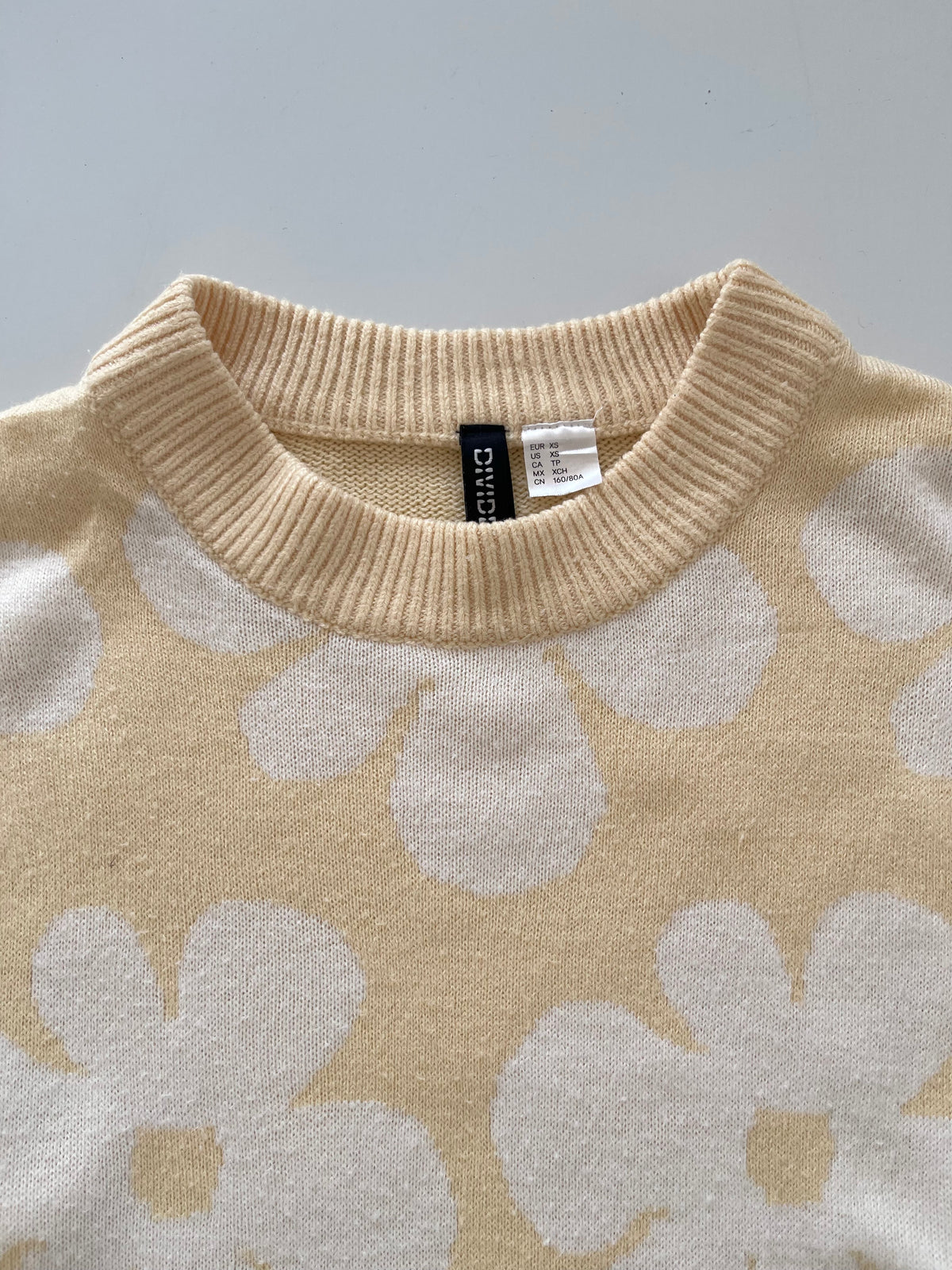 H&M Chunky Pinterest Sweater-Bust 38