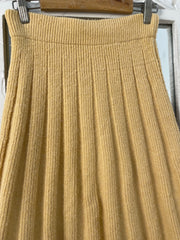 Warm Butter Skirt-Waist 28 to 32