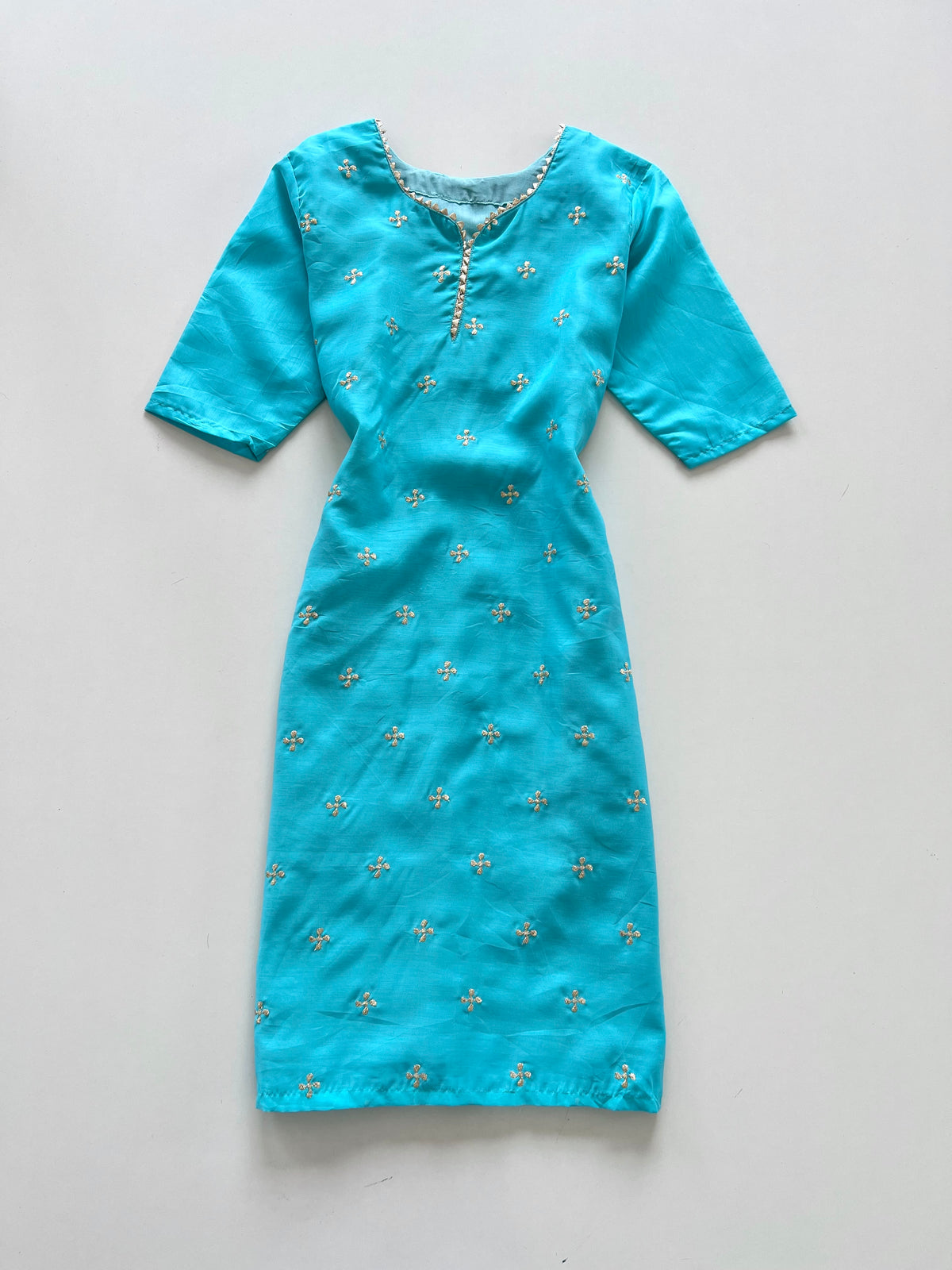 Y2k Embroidered Kurta-Bust 40