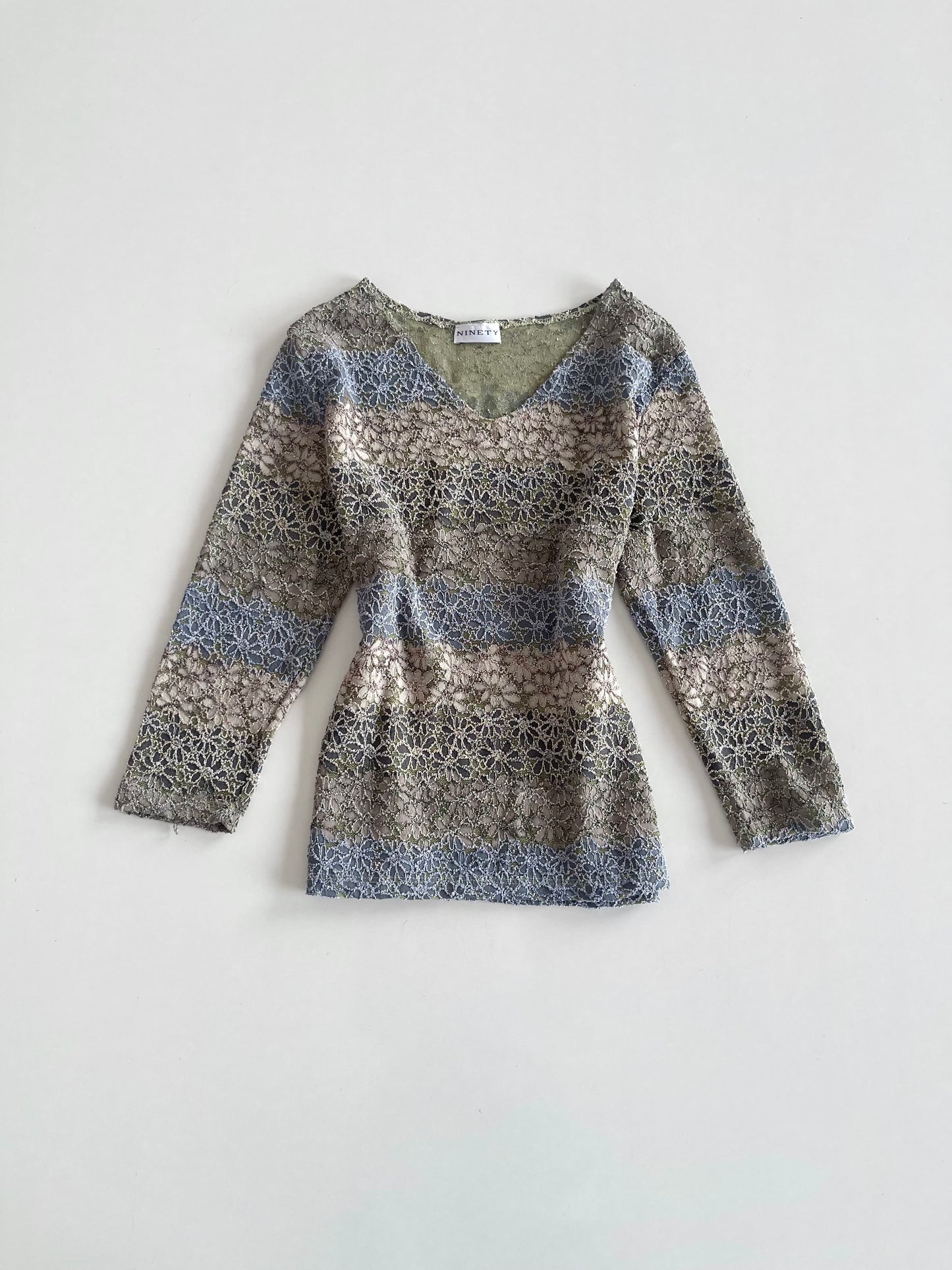 Ninety Lace Vintage Top-Bust 40 to 42