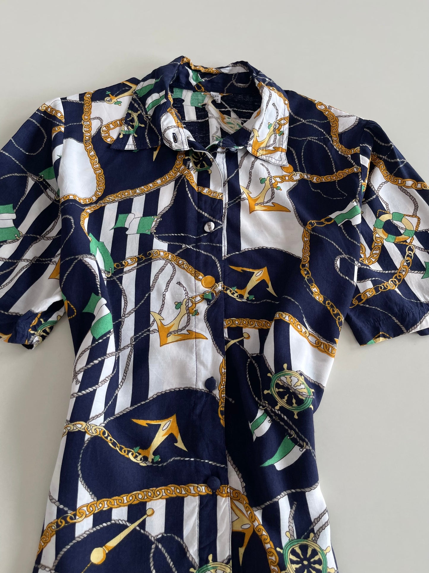 Vintage Shirt-Bust 44