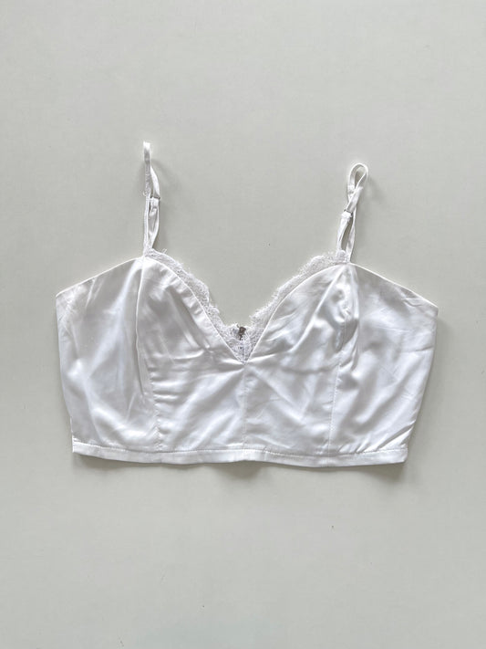 I Saw It First Top-Bust 40 to 42