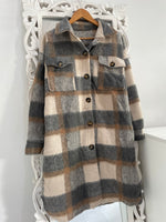 Load image into Gallery viewer, Super Thick Shacket-Chest 44