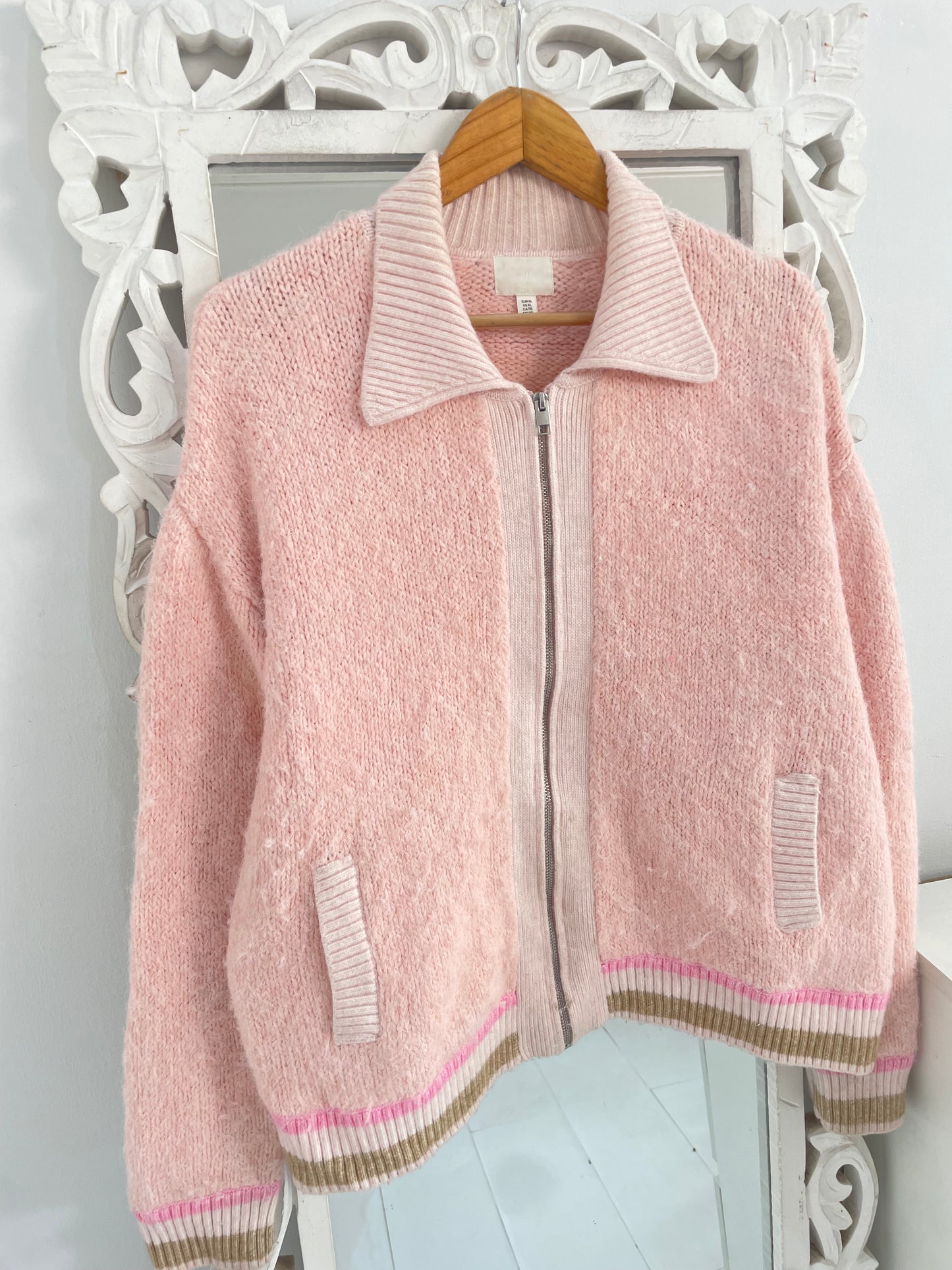 H&M Chunky Pinterest Sweater-Chest 52