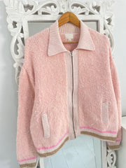 H&M Chunky Pinterest Sweater-Chest 52