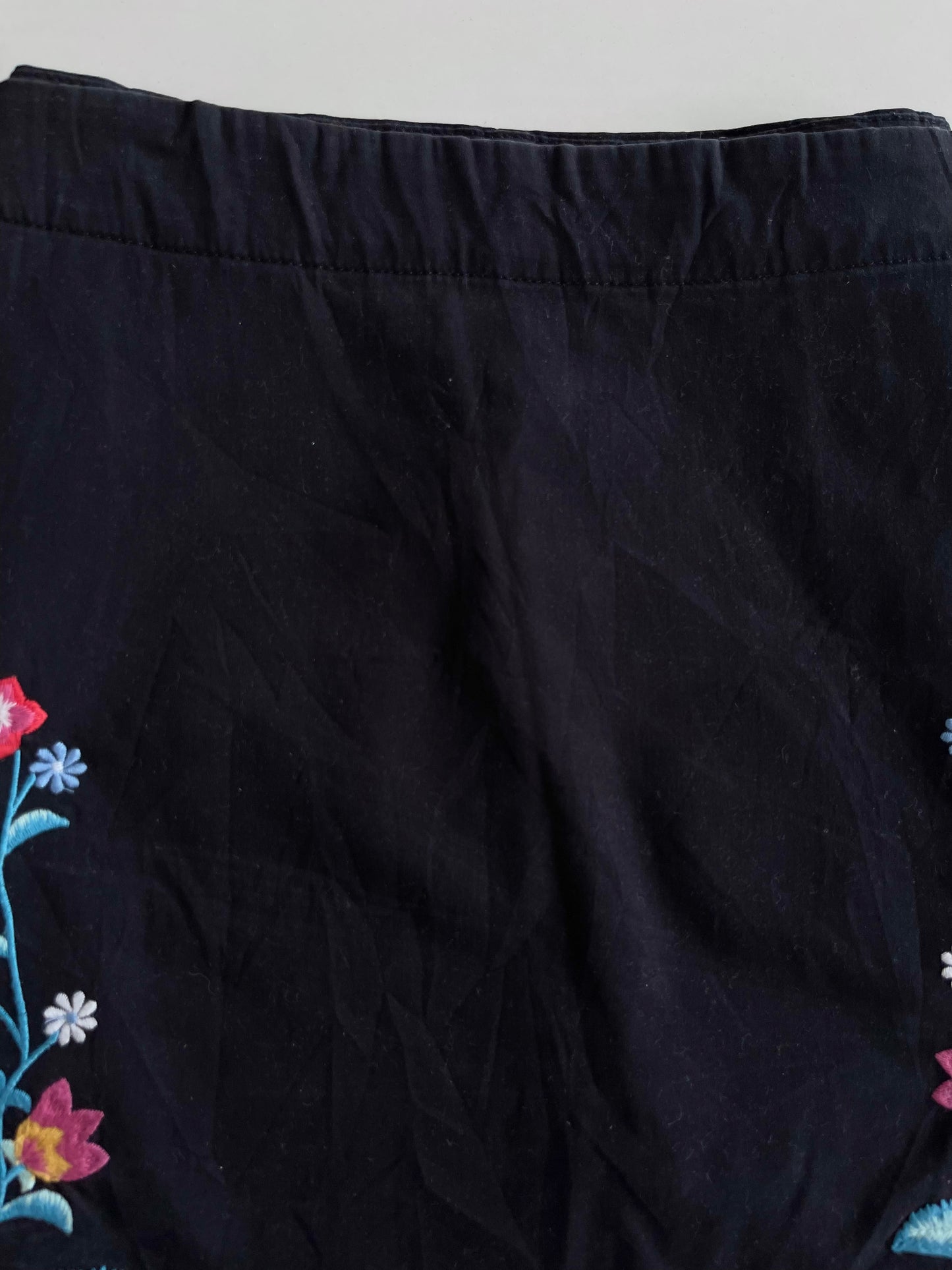 Cache Cache Embroidered Skirt-Waist 32