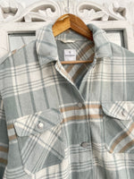 Load image into Gallery viewer, Clockhouse Super Thick Shacket-Chest 42