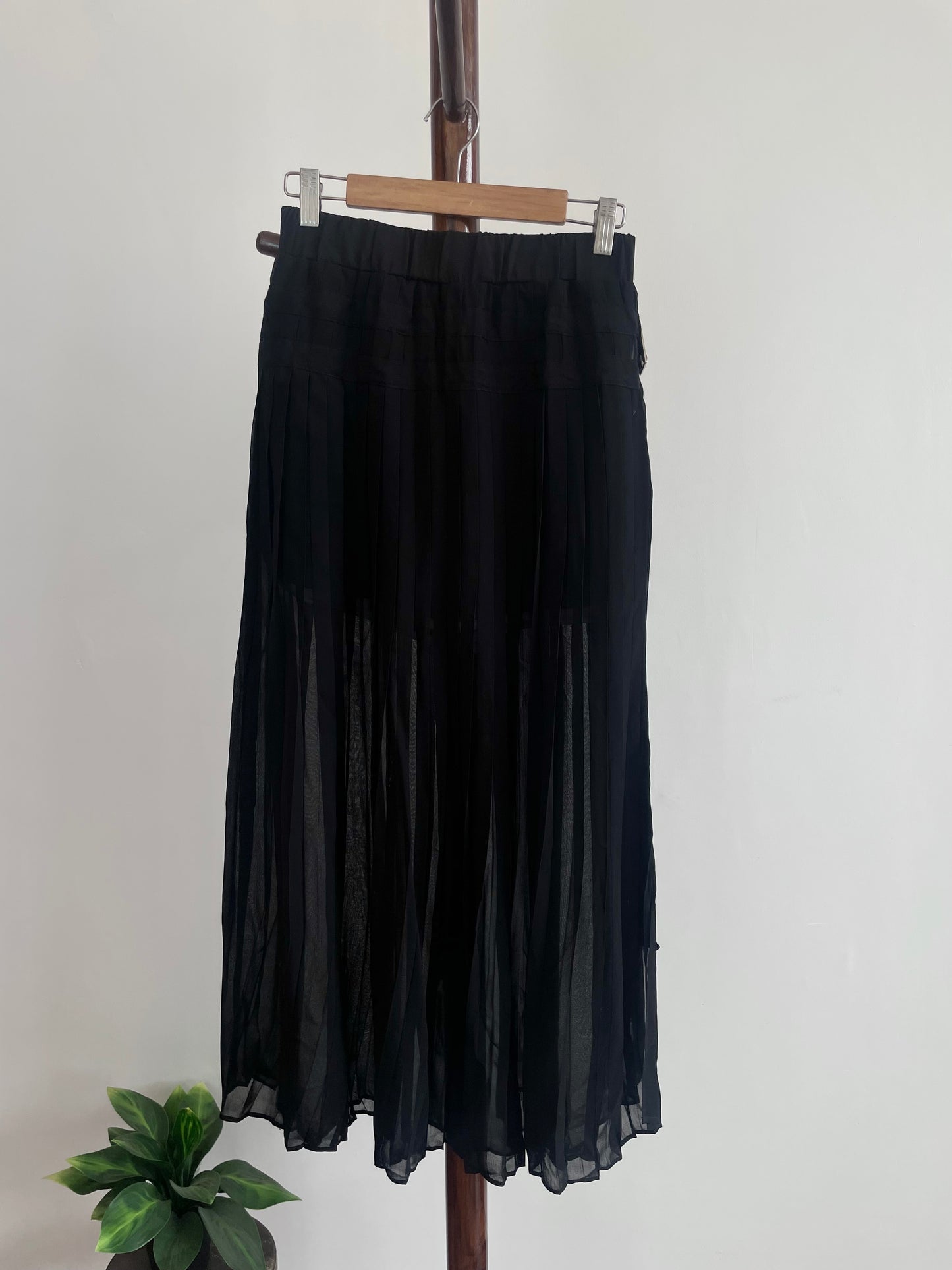 Black Skirt With Inbuilt Shorts-Waist 24 to 30