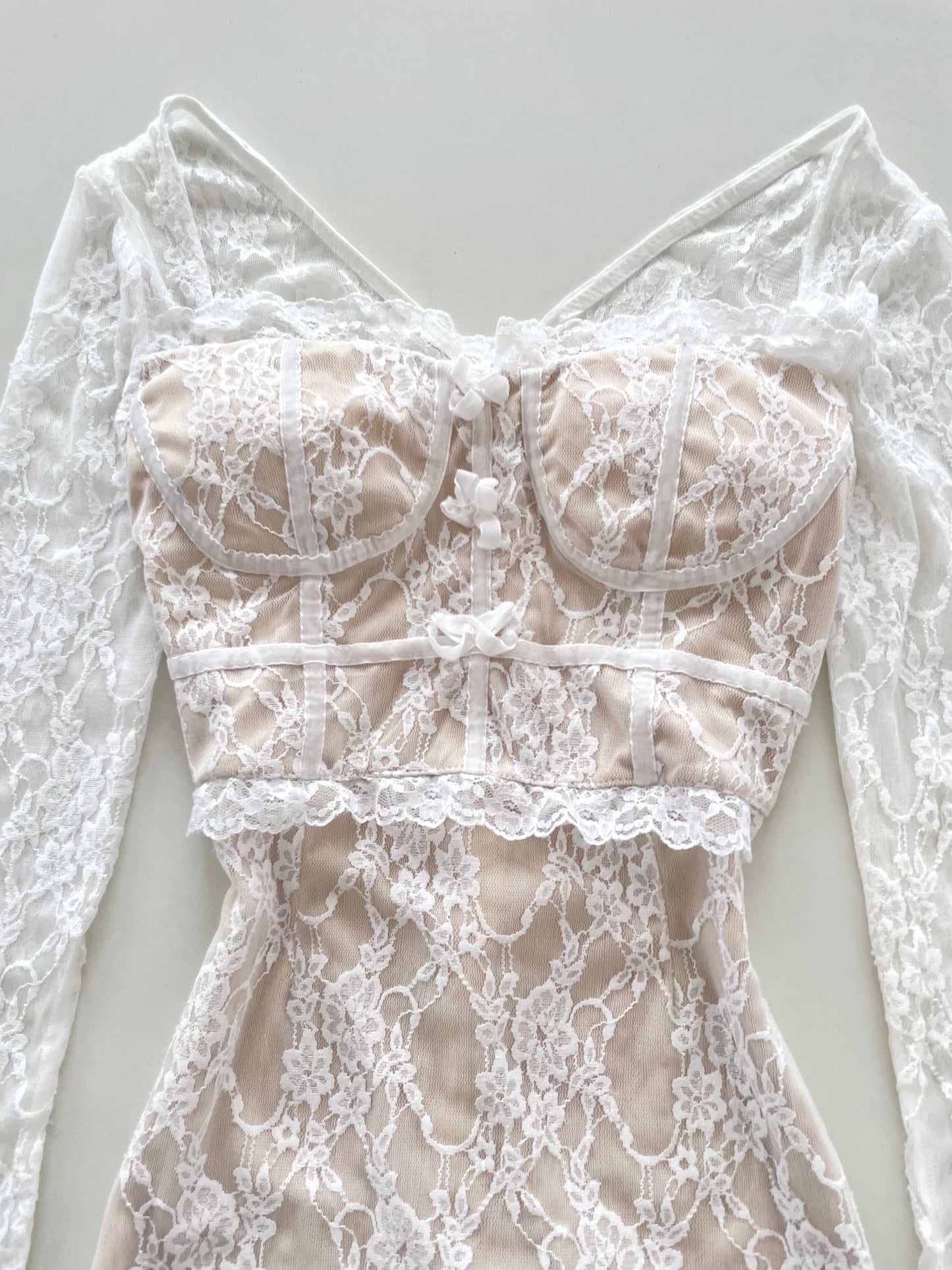 Mei Ying Lace Vintage Dress-Bust 32 to 34