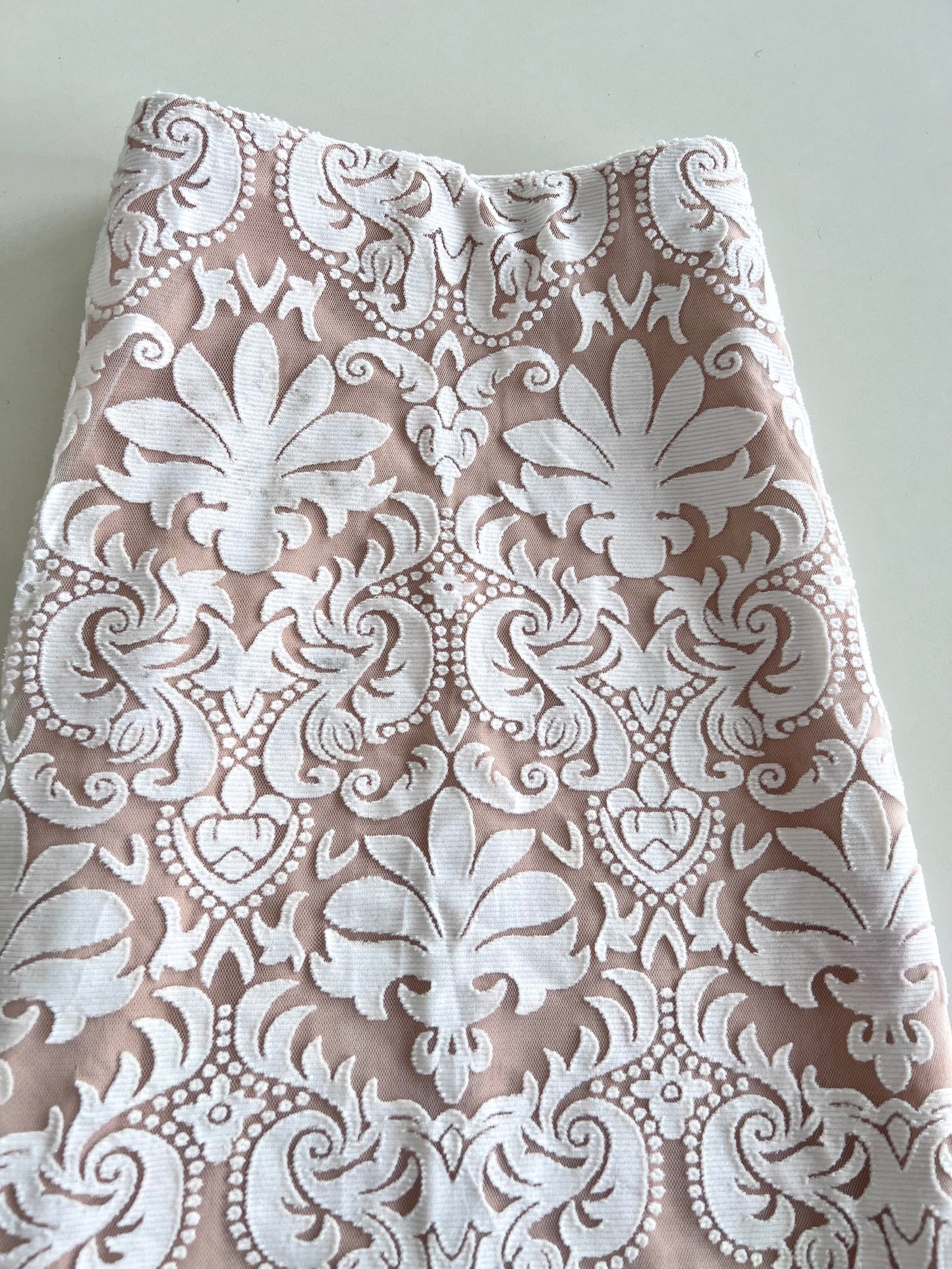 H&M Lace Skirt-Waist 26 to 28