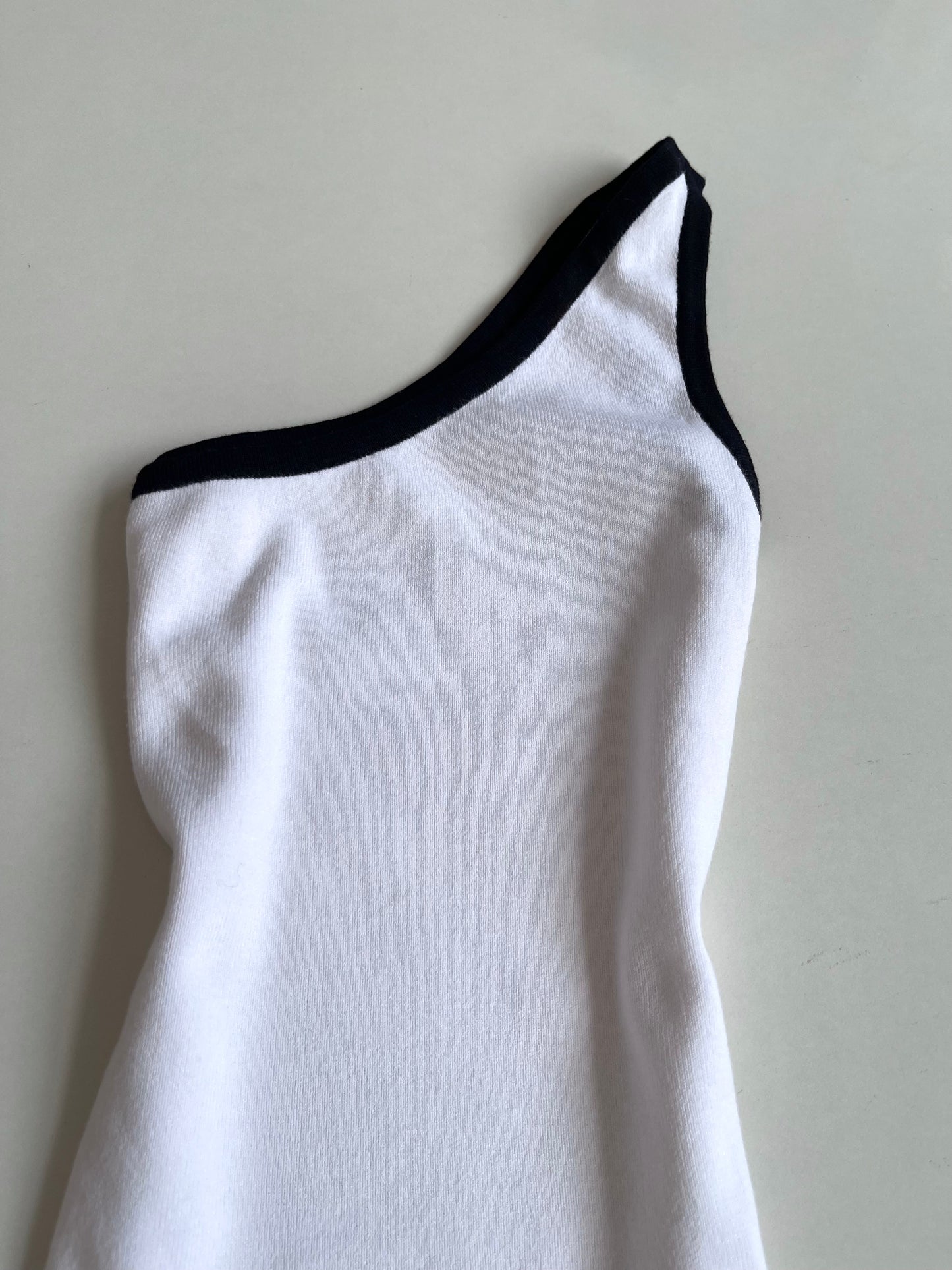White Top-Bust 26 to 28