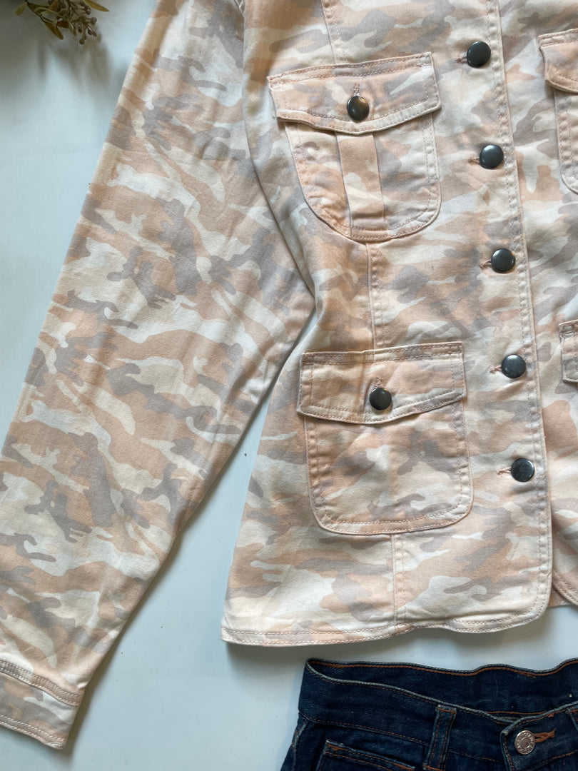 Katies Denimwear-Chest 42