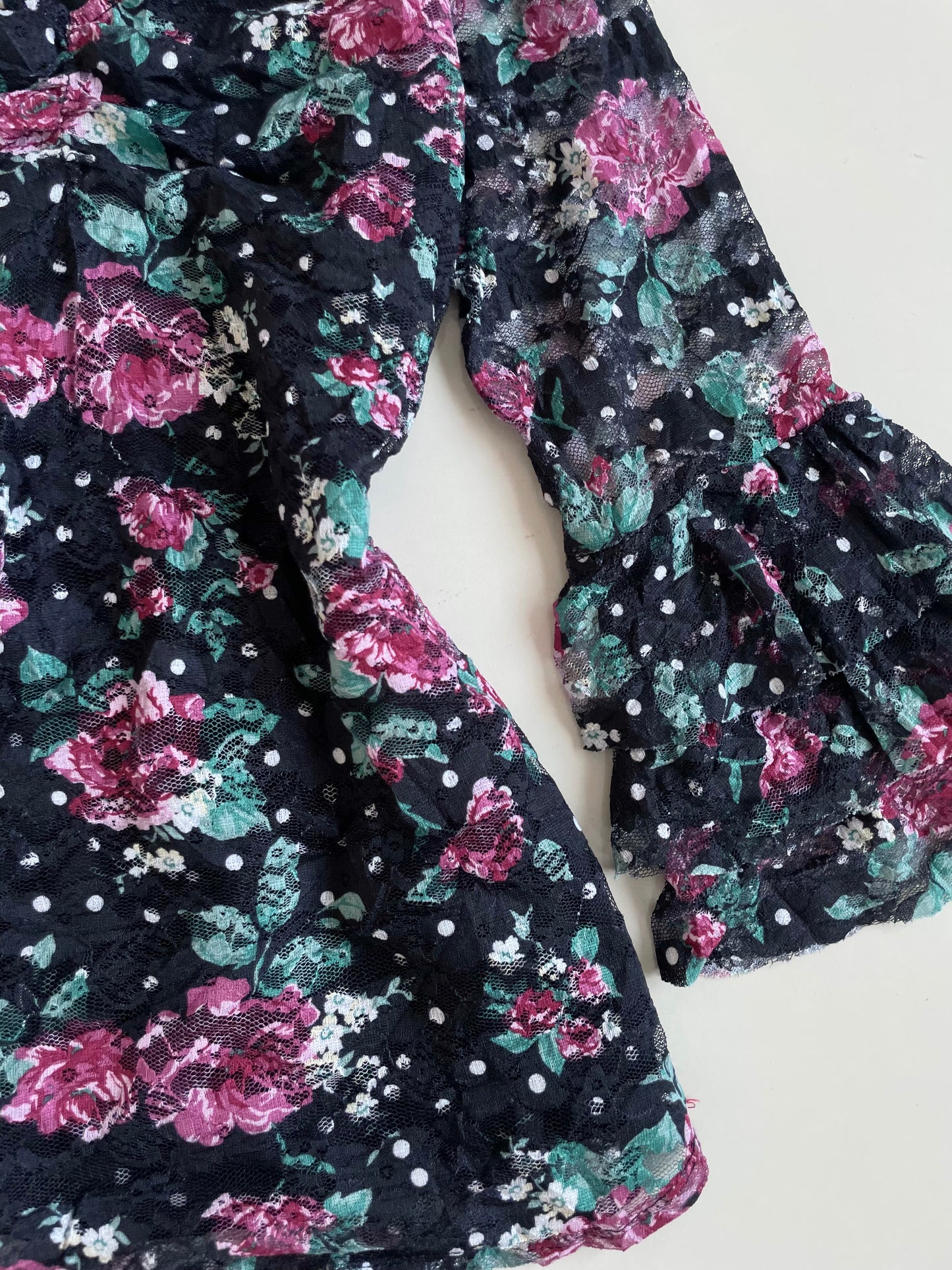 Vintage Ruffle Top-Bust 32 to 34