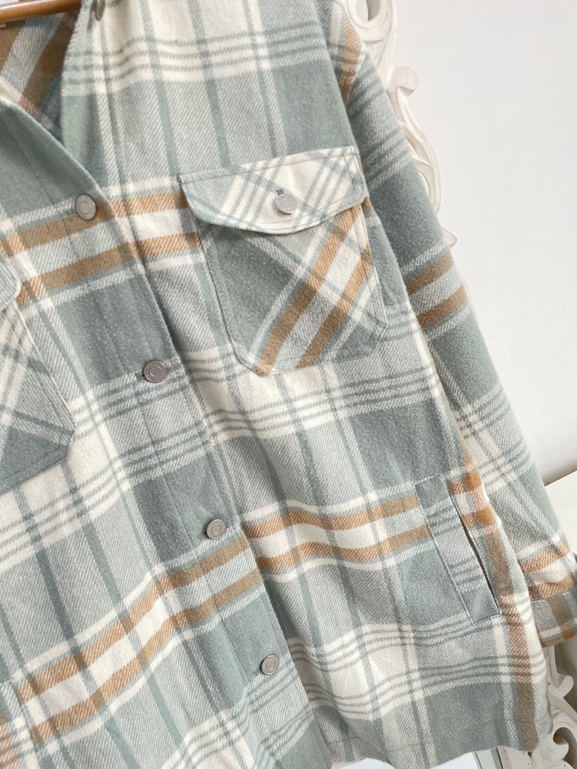 Clockhouse Super Thick Shacket-Chest 42