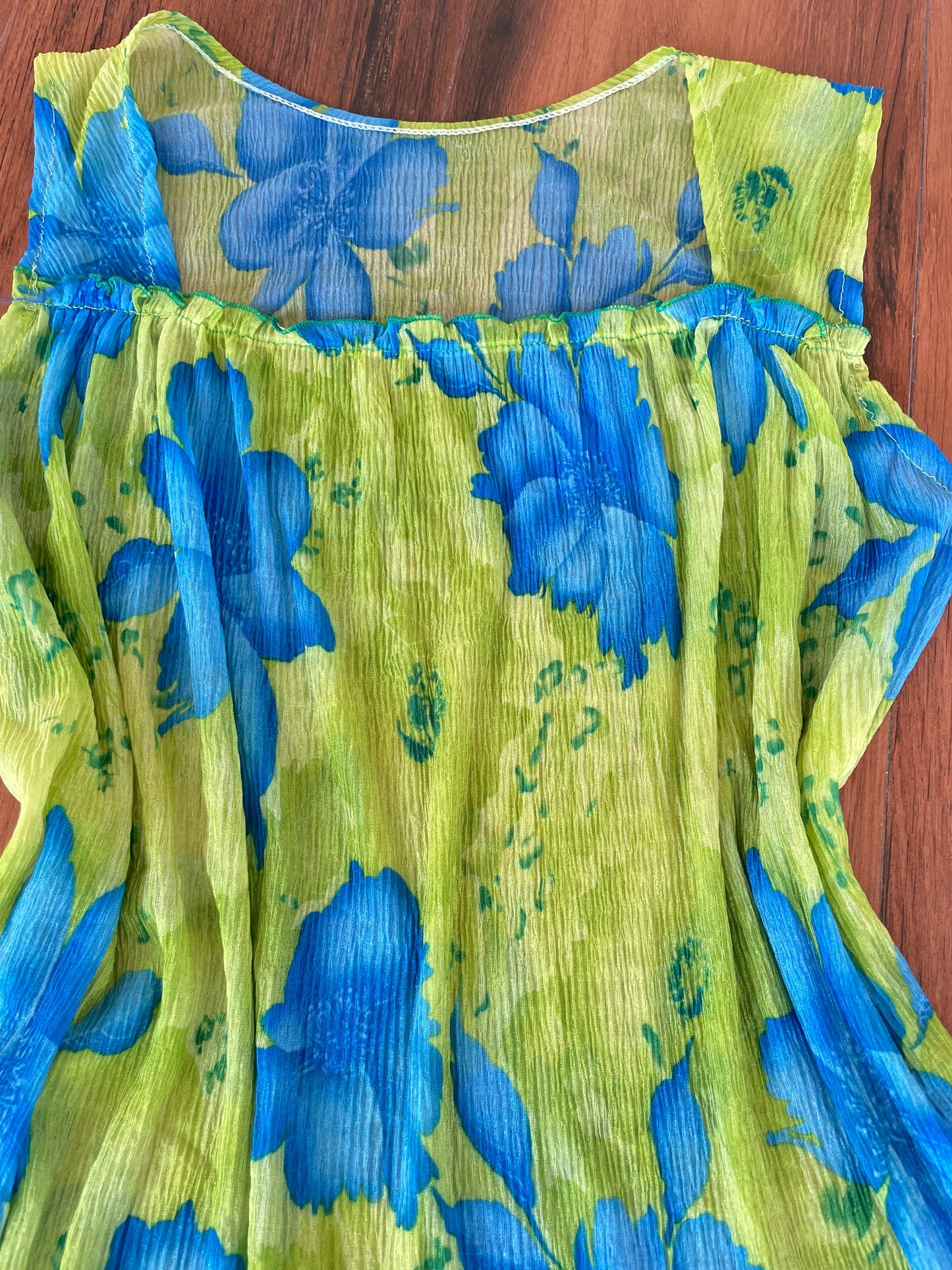 Sheer Vintage Top-Bust 40 to 42