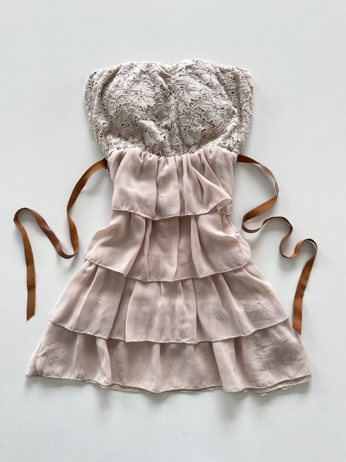 Vintage Lace Dress-Bust 30 to 32