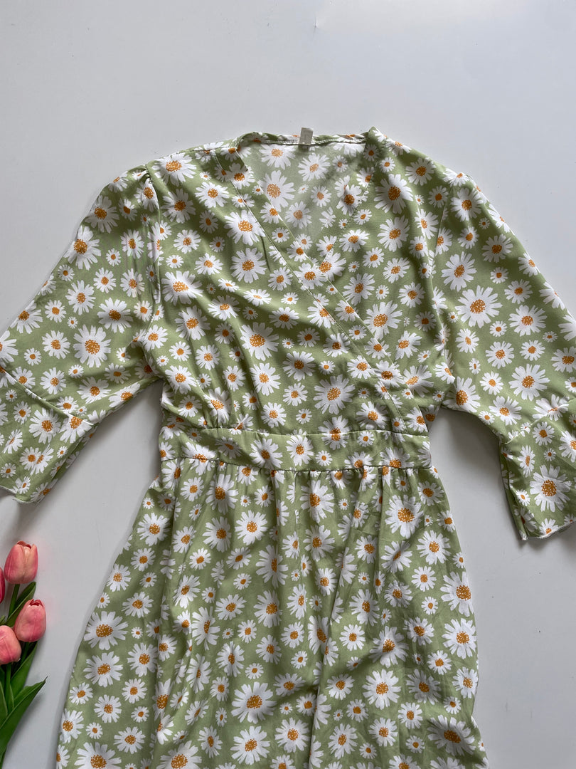 BABY GREEN FLORAL DRESS - BUST 36 TO 38