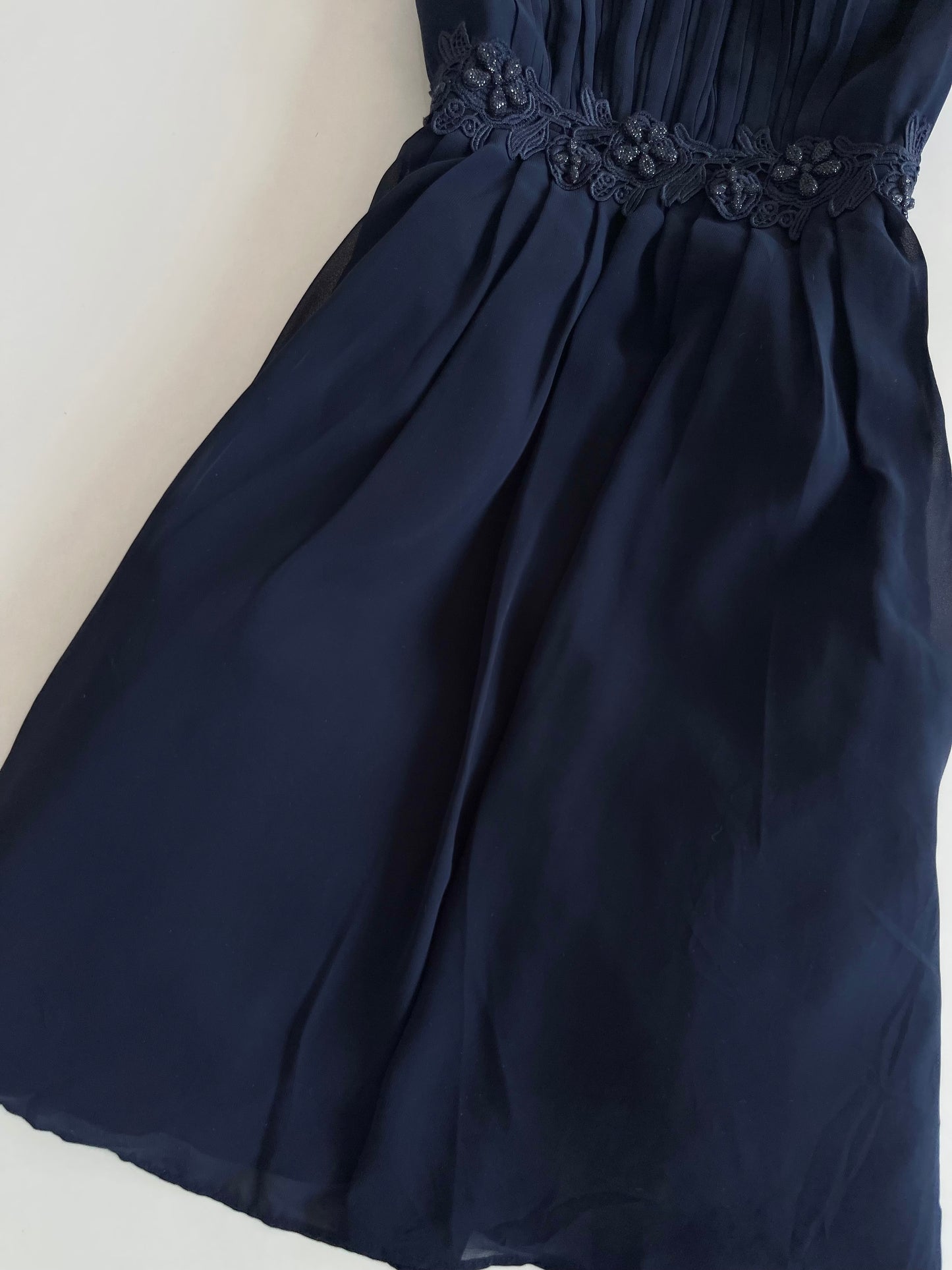 Jake's Dress-Bust 32
