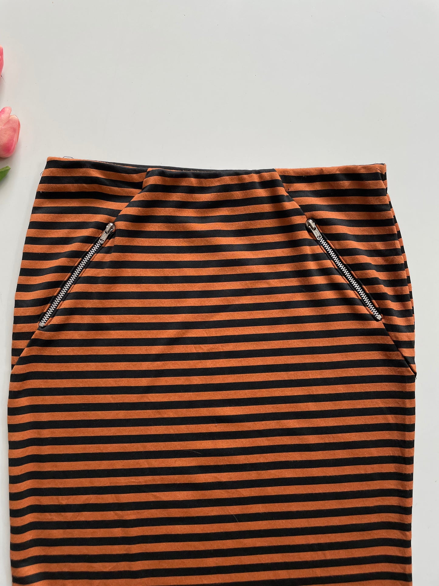 VALIA RUST & BLACK STRIPED SKIRT - WAIST 30 TO 32