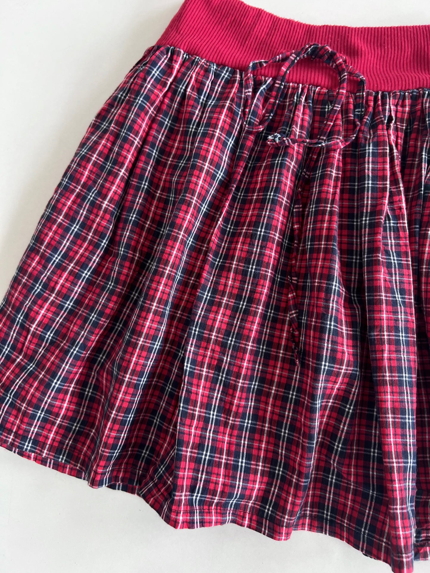 Vintage Skirt-Waist 26 to 28