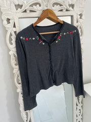 Embroidered Sweater-Bust 38