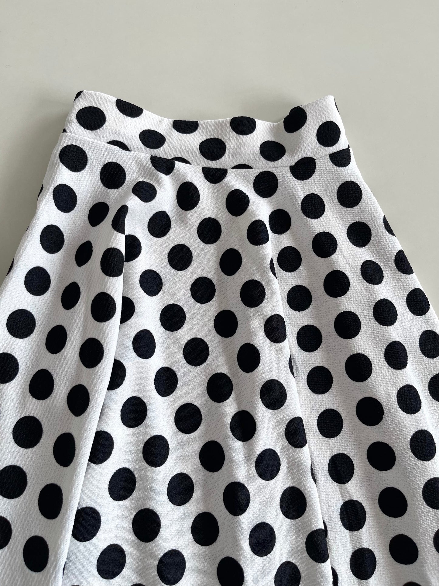 Peniwern Polka Dot Skirt-Waist 30 to 32