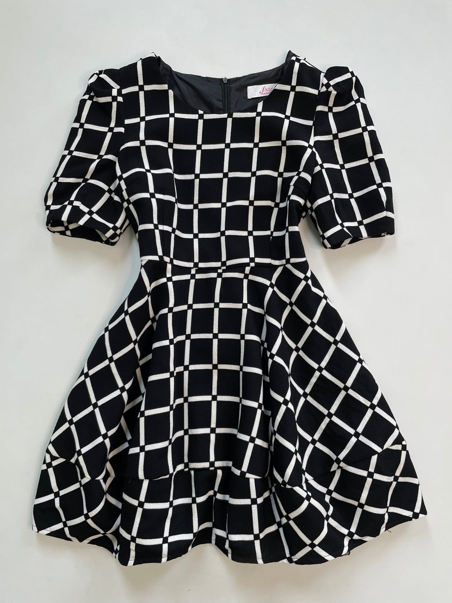 Dress-Bust 34