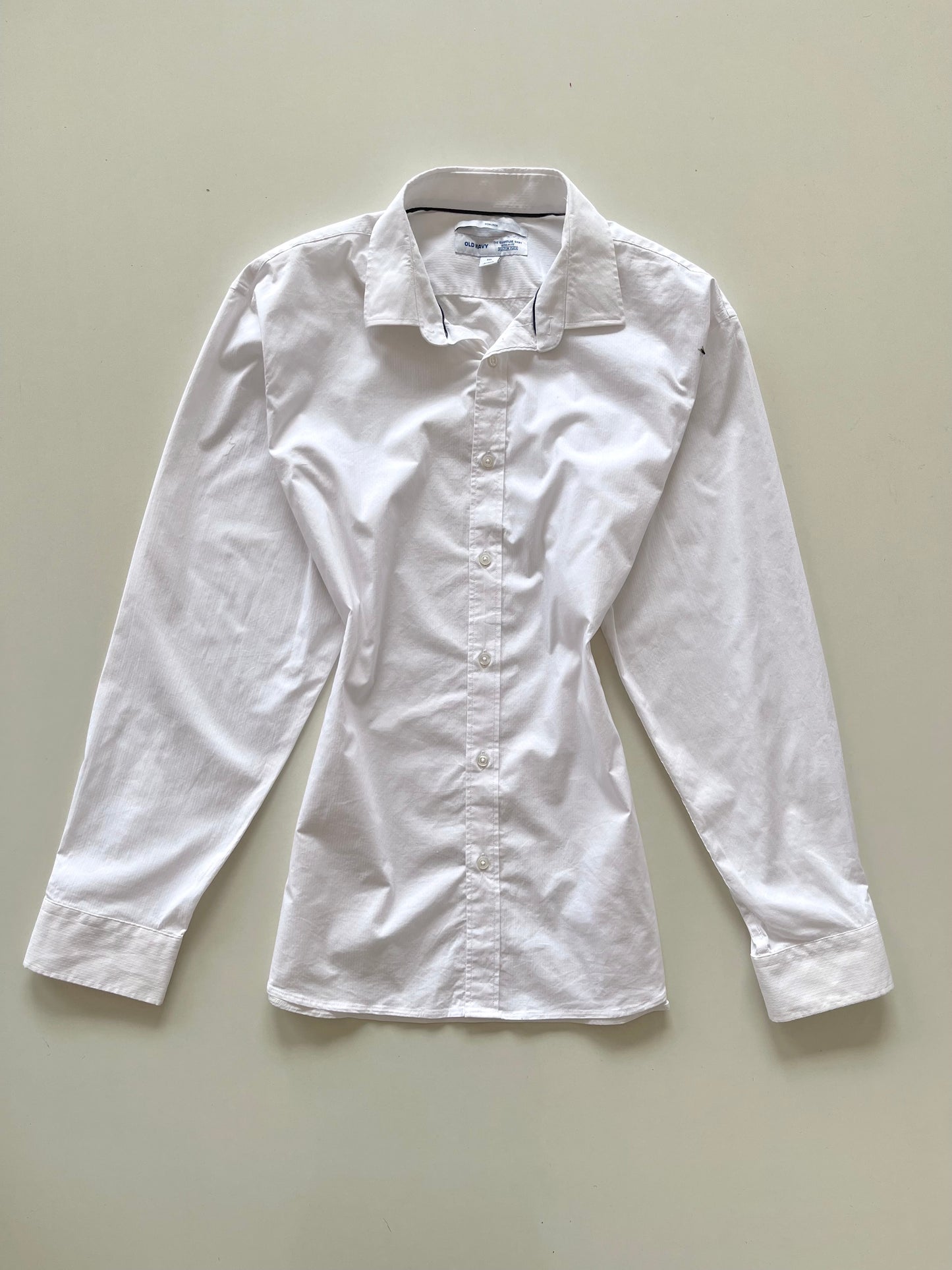 Old Navy Shirt-Bust 52