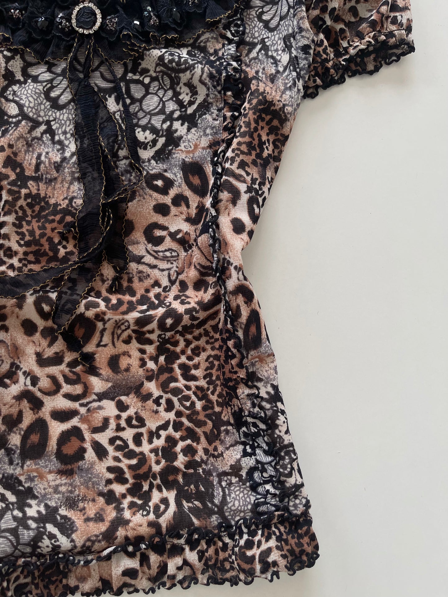Vintage Lace Top-Bust 40 to 42