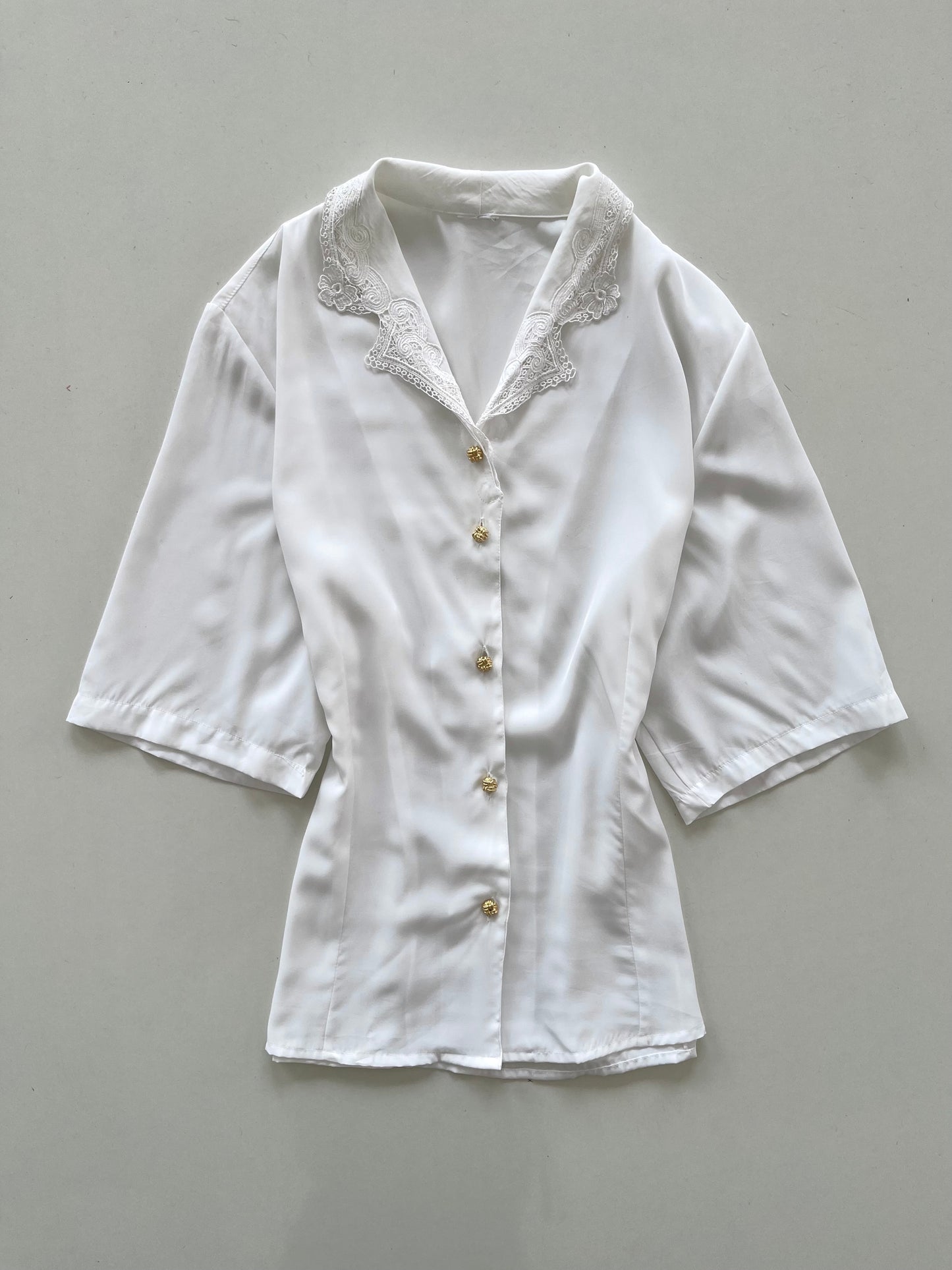 White Shirt-Bust 46