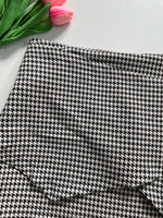 Load image into Gallery viewer, Zara Skirt-Waist 30
