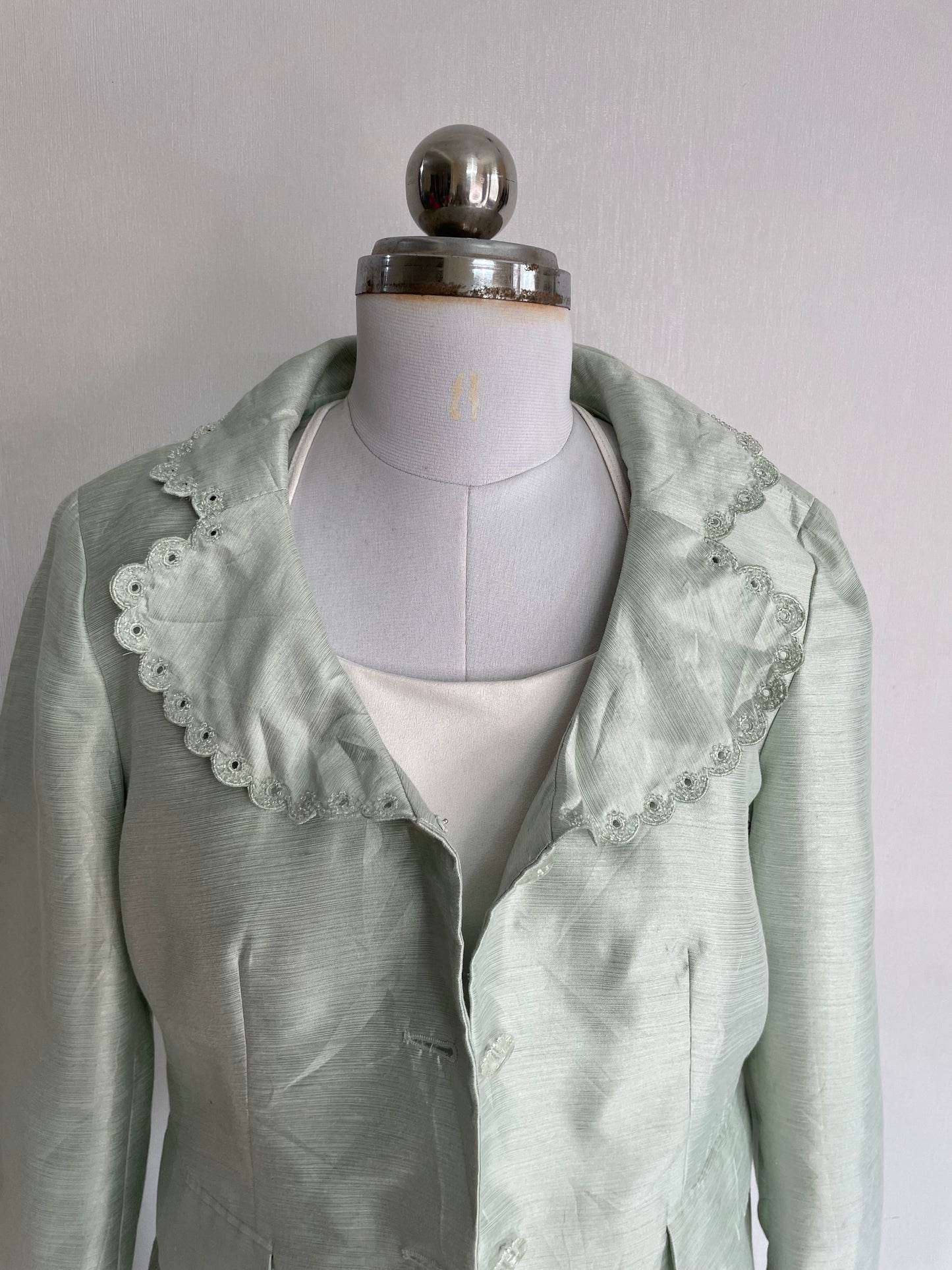 EMBROIDERED SEAFOAM GREEN BLAZER- BUST 38