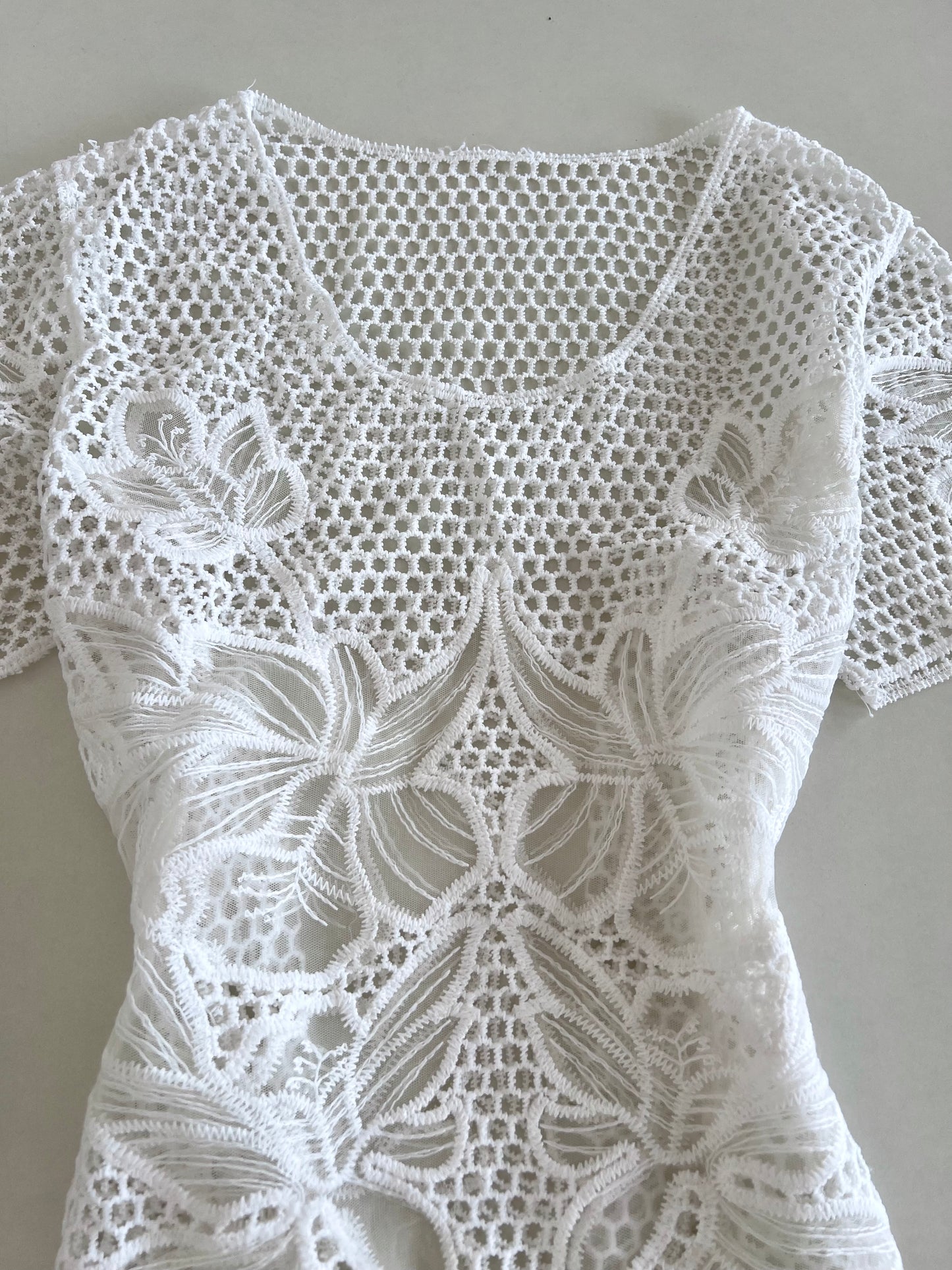 Mesh Sheer Top-Bust 40