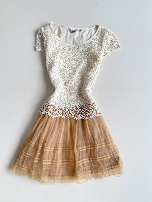 Vintage Lace Dress-Bust 34