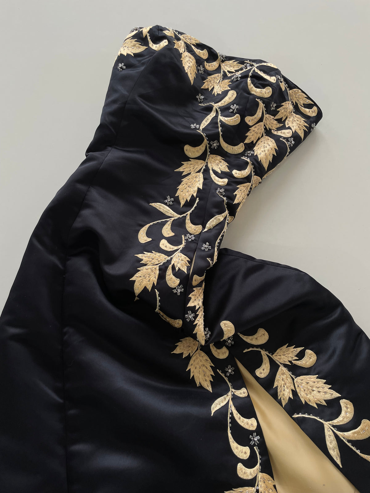 Niente Embroidered Tube Vintage Dress-Bust 34
