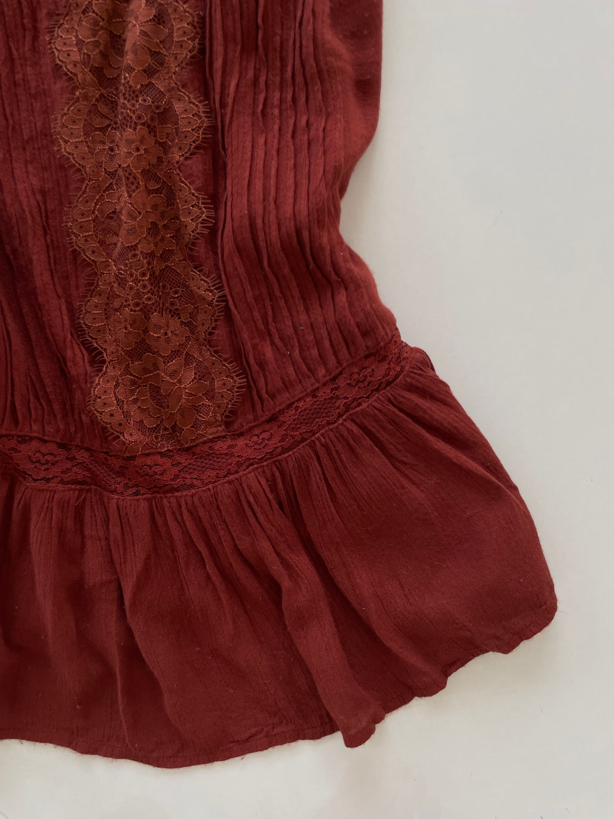 American Eagle Outfitters Lacy Vintage Top-Bust 34
