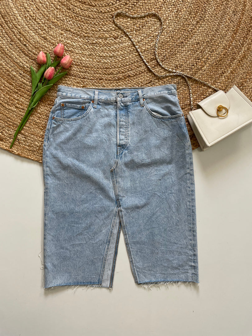 LEVI’S LONG DENIM SKIRT WAIST-34