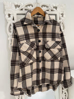 Load image into Gallery viewer, Yu &amp; Me Thick Warm Shacket-Chest 44