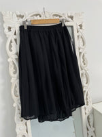 Load image into Gallery viewer, Sievers Düsseldorf Skirt-Waist 30 to 34
