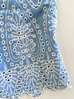 Load image into Gallery viewer, H&amp;M Eyelet Top-Bust 32