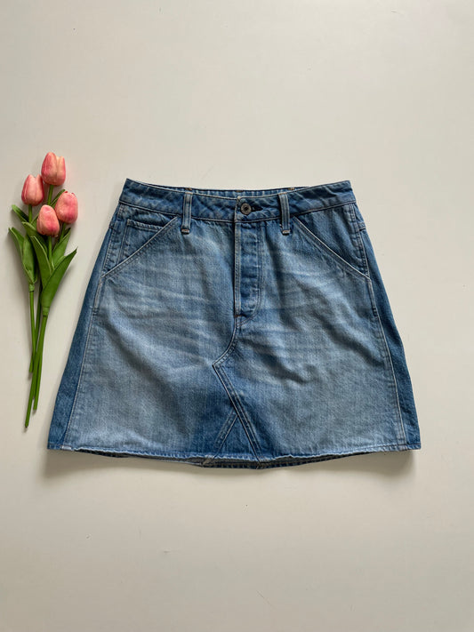 G STAR BACK EMBROIDERED DENIM SKIRT - WAIST 26