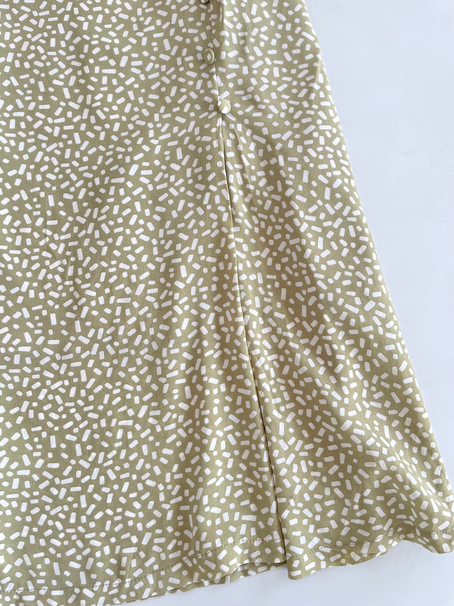 Beige Flowy Skirt-Waist 26
